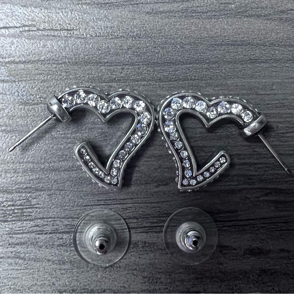 Brighton Urban Lights Silver Heart Crystal Post Earrings J15432 New on Card - Picture 10 of 11
